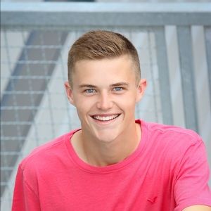 Meet your Posher, Travis